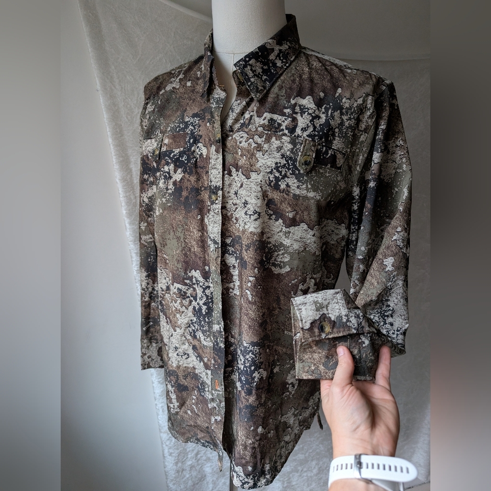 Strata Camo Button Down Shirt Poly Spandex Strata Nwot